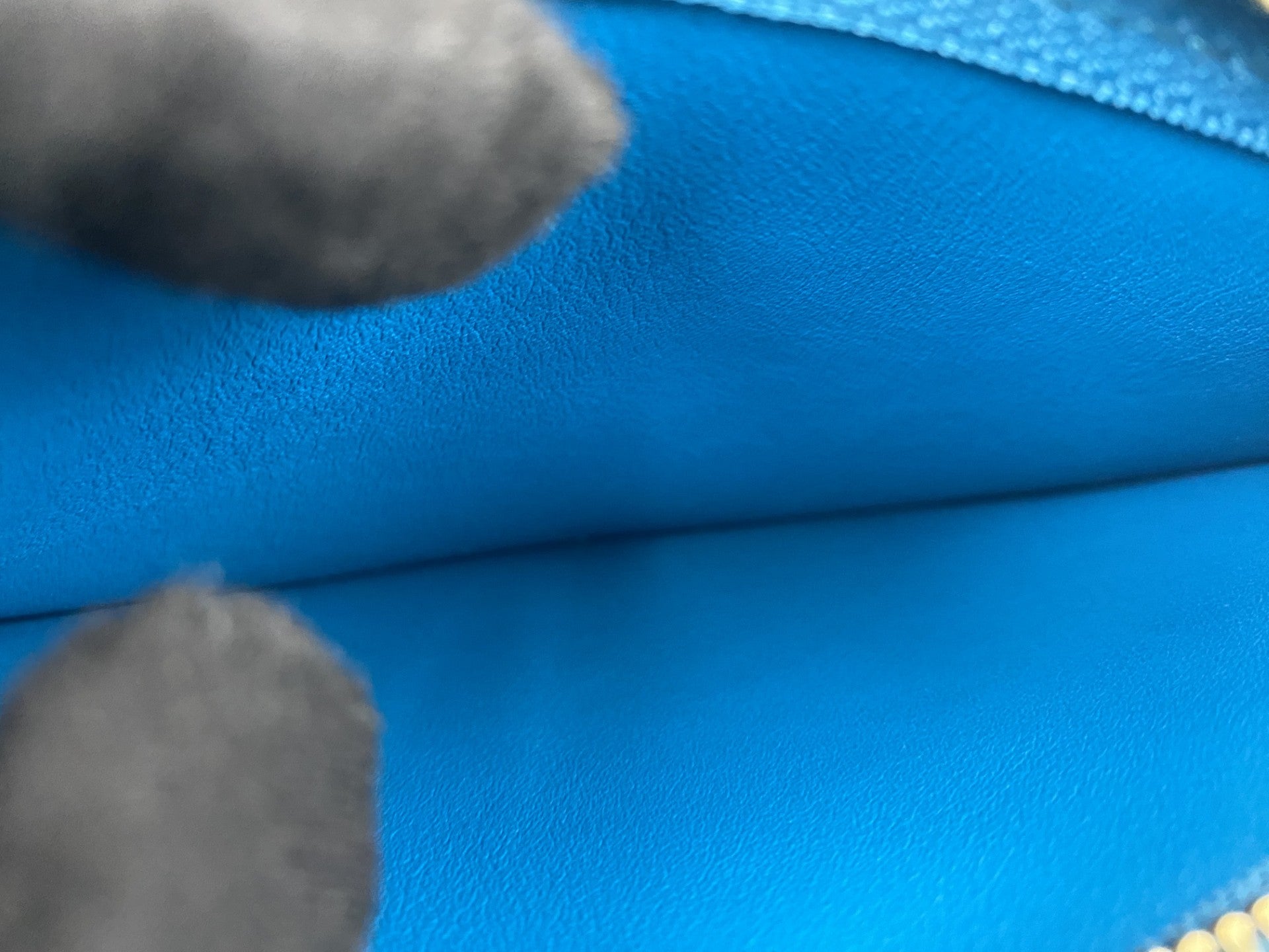 ミディアムショルダーバッグ