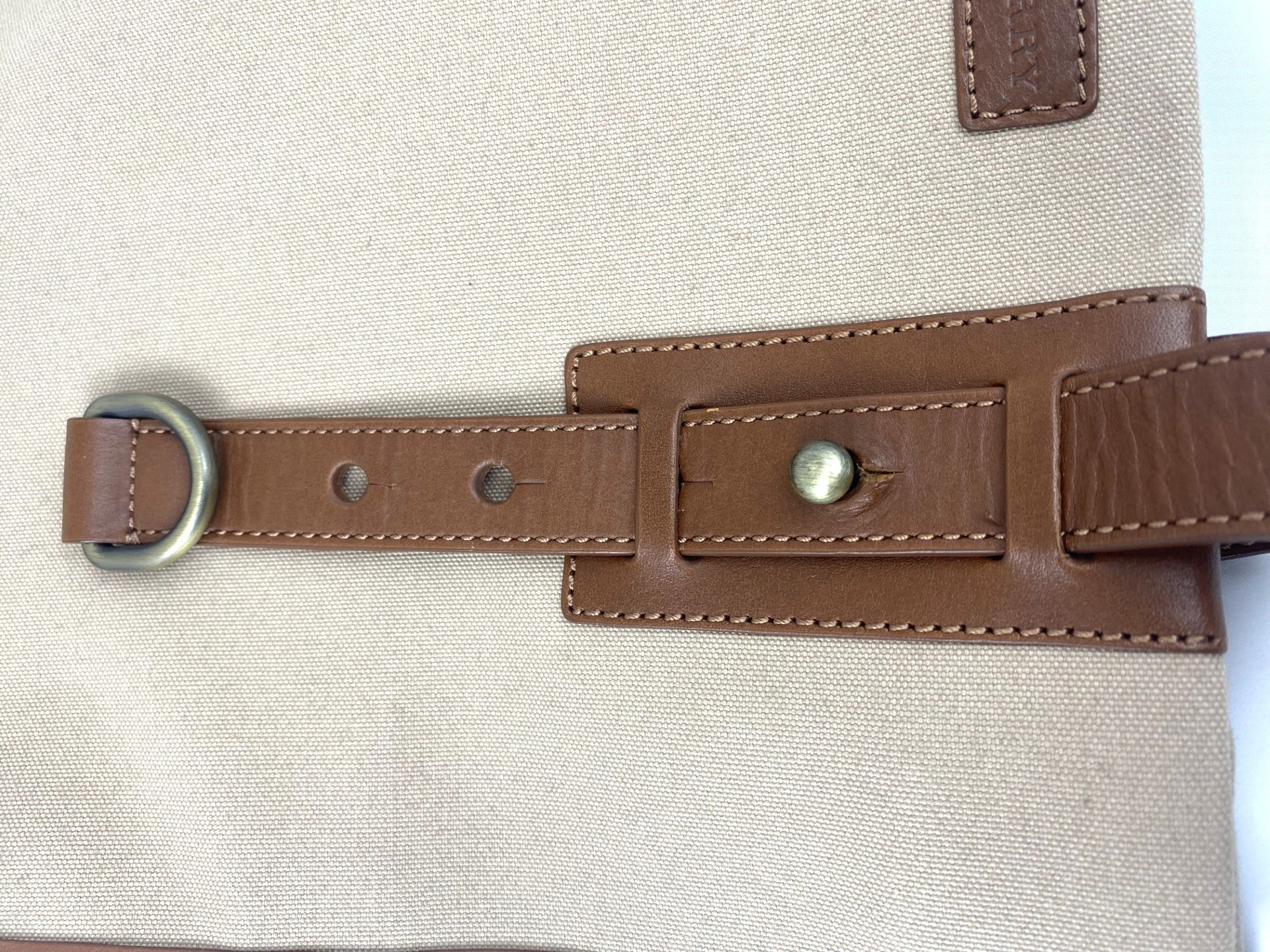 ロゴトートバッグ