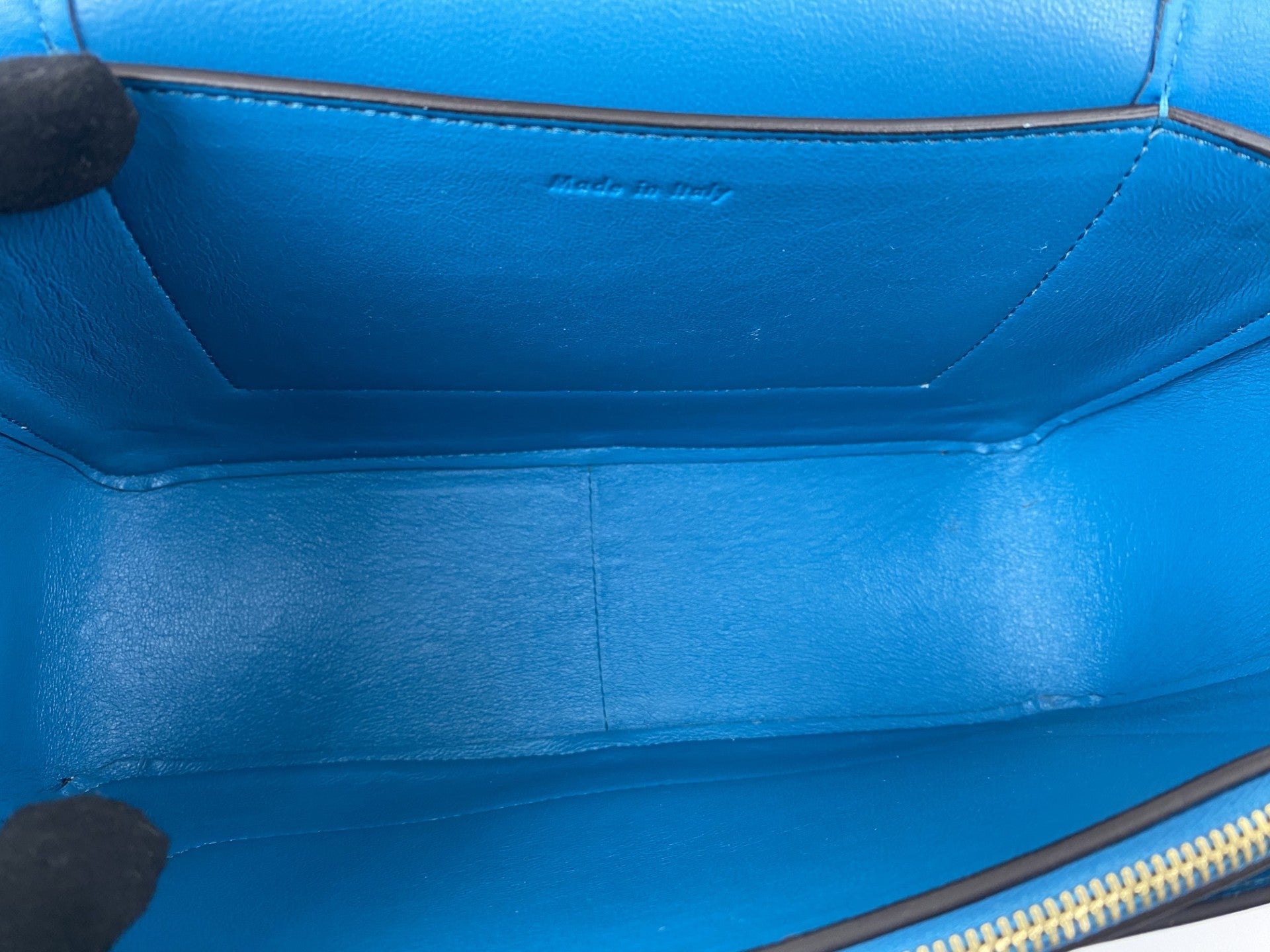 ミディアムショルダーバッグ