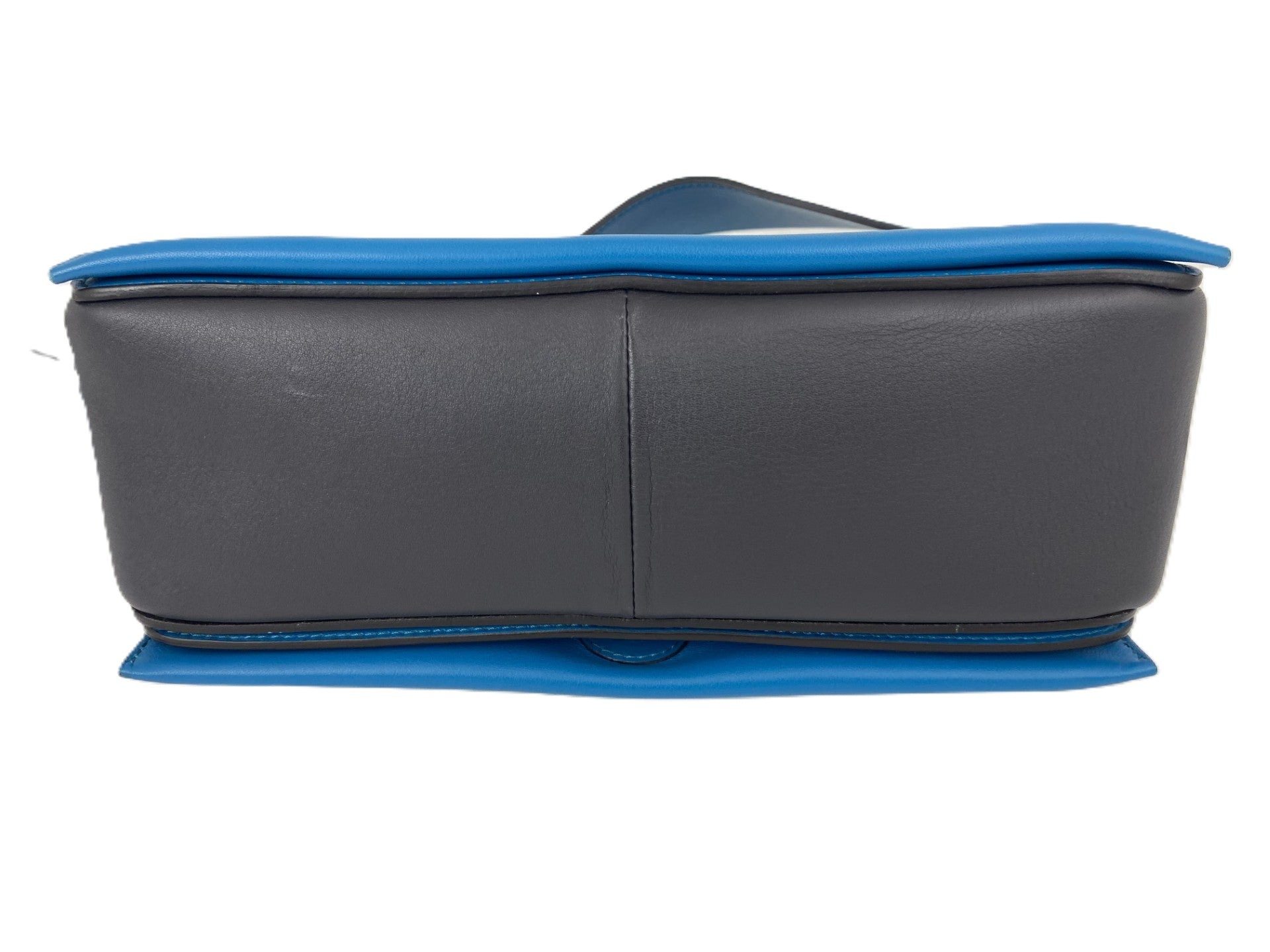 ミディアムショルダーバッグ